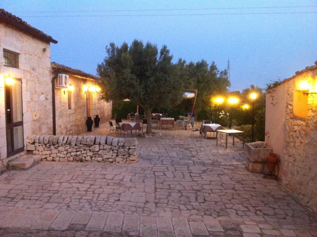 Agriturismo Al Casale Donnafugata Extérieur photo